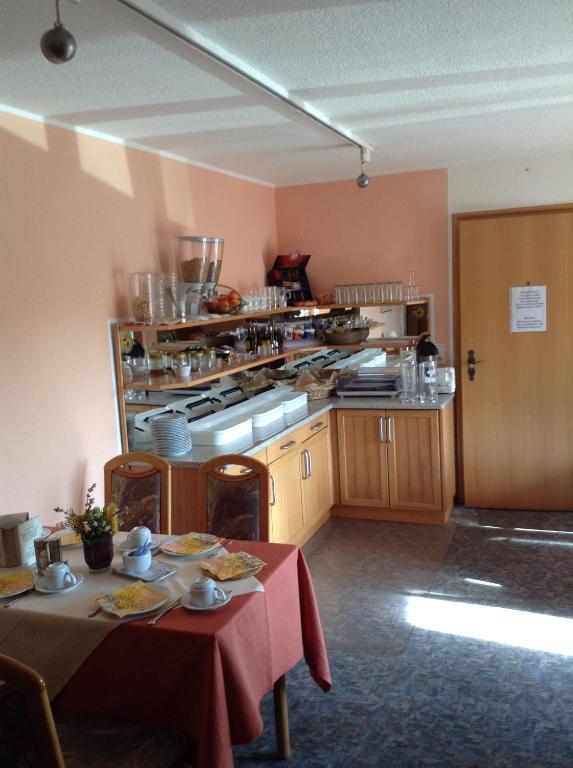 Hotel Zum Stresemann Gottinga Esterno foto